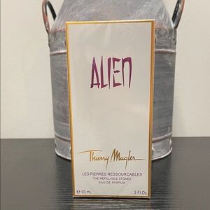 NIB-Thierry Mugler Alien Eau de Parfum-3.4